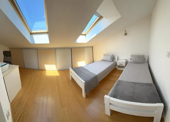 아파트 Penthouse Bella Vista 메덜린